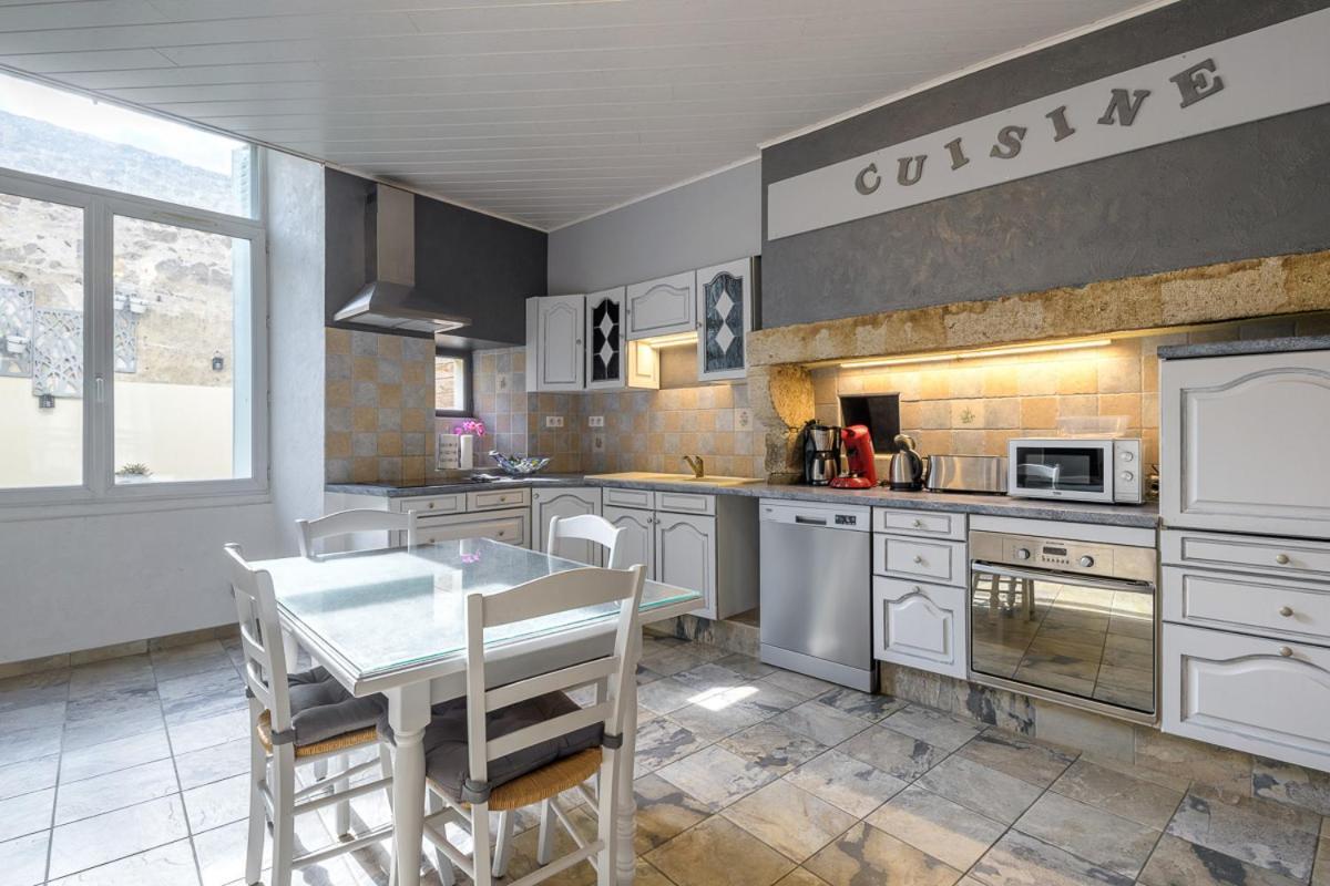 Les Nuits D'Anis - Appartements Hypercentre Le Puy-en-Velay Eksteriør billede