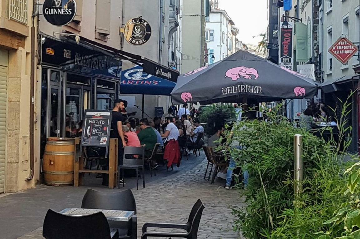 Les Nuits D'Anis - Appartements Hypercentre Le Puy-en-Velay Eksteriør billede
