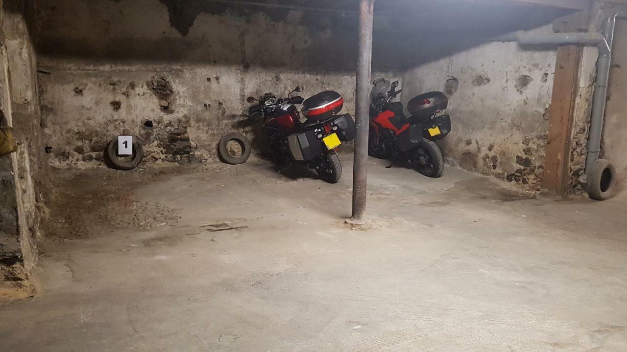 Les Nuits D'Anis - Appartements Hypercentre Le Puy-en-Velay Eksteriør billede